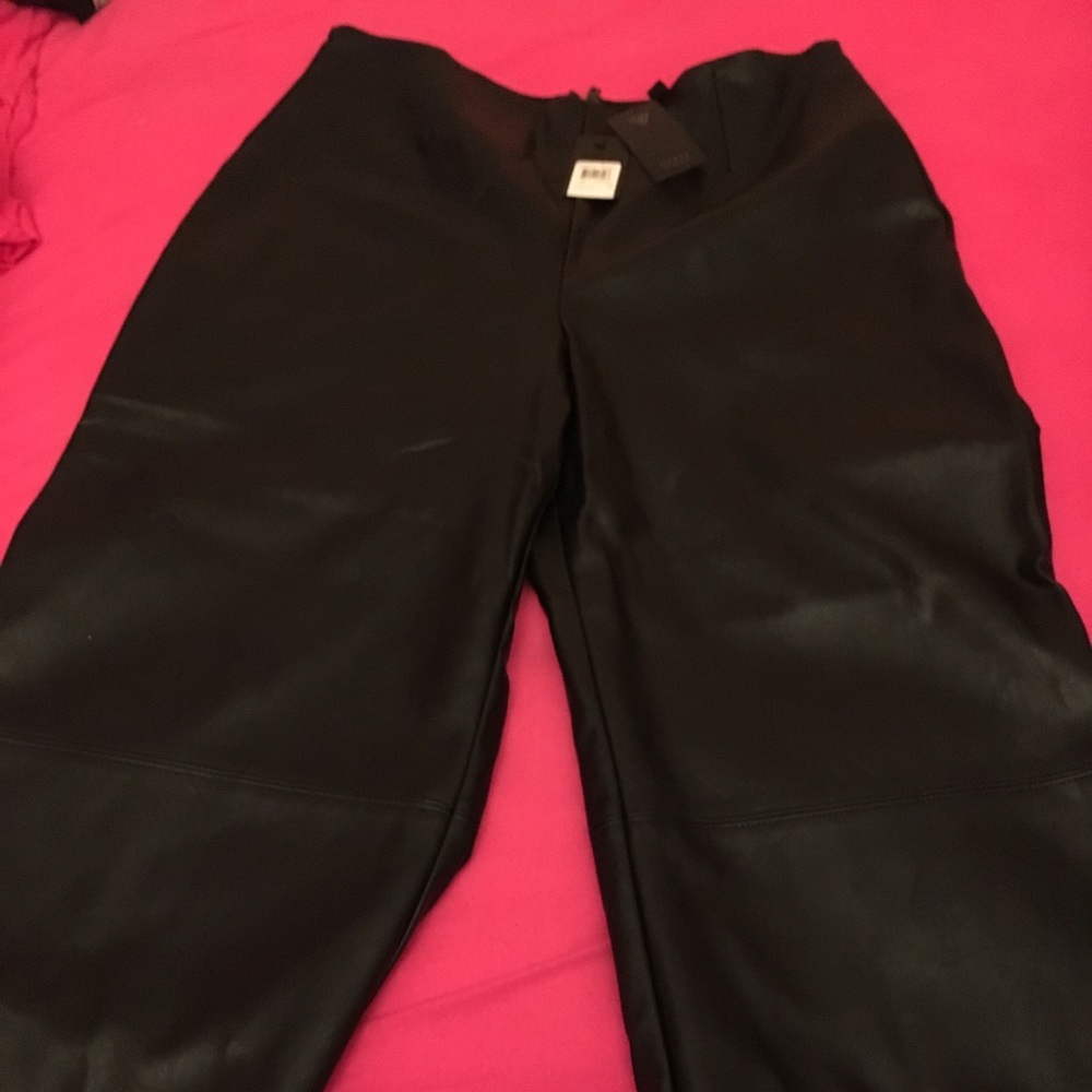 Guess black faux leather culottes pant